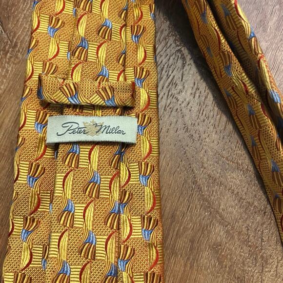 Peter Millar Silk Tie Geometric Pattern Yellow Gold Blue - Picture 3 of 6